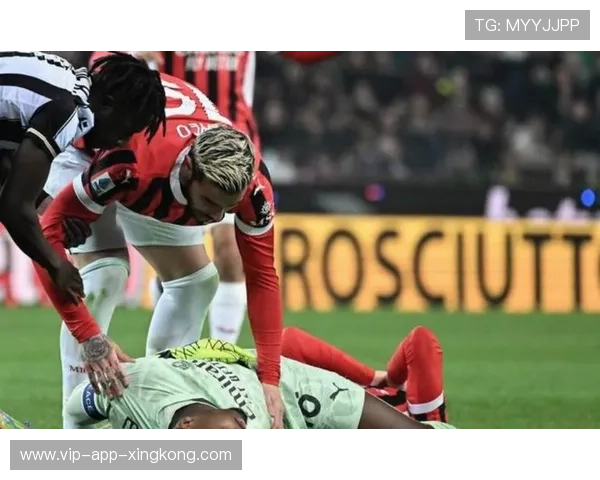 AC米兰利用直塞打破防线，莱奥抽射被扑