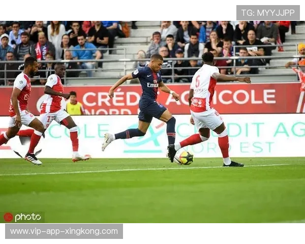 巴黎收官战再取三分！