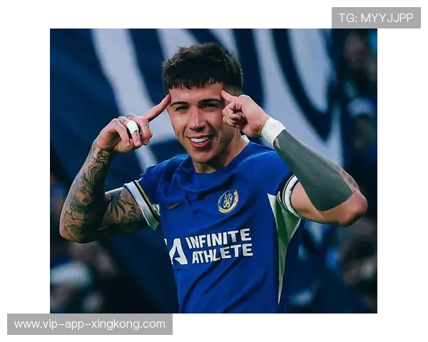 恩佐·费尔南德斯后场长传精确制导，杰克逊单刀球建功